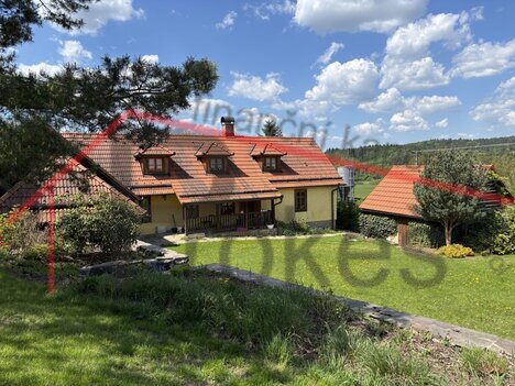 Prostorný dům v malebné obci Vlčí – ideální místo pro relaxaci