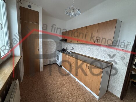 Byt 3+1+ balkon - Běšiny