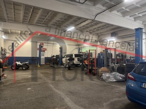 Komerční prostory 288 m² na okraji Klatov – zkolaudováno jako autodílna